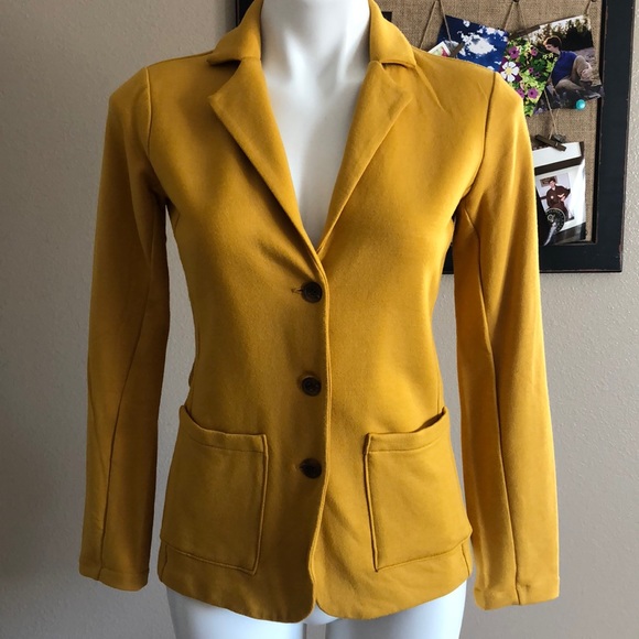 mountain climbing coat